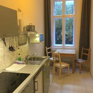 lodge-berlin-apartments.find-berlin-hotels.com/